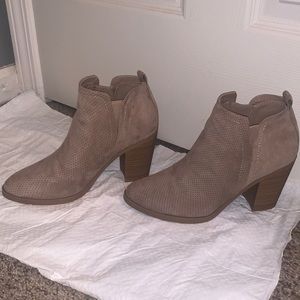 Pinkish Taupe Women’s Boots